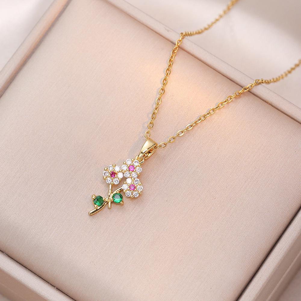 

Emerald Zircon Flower Pendant Necklace for Women - Titanium Steel Design