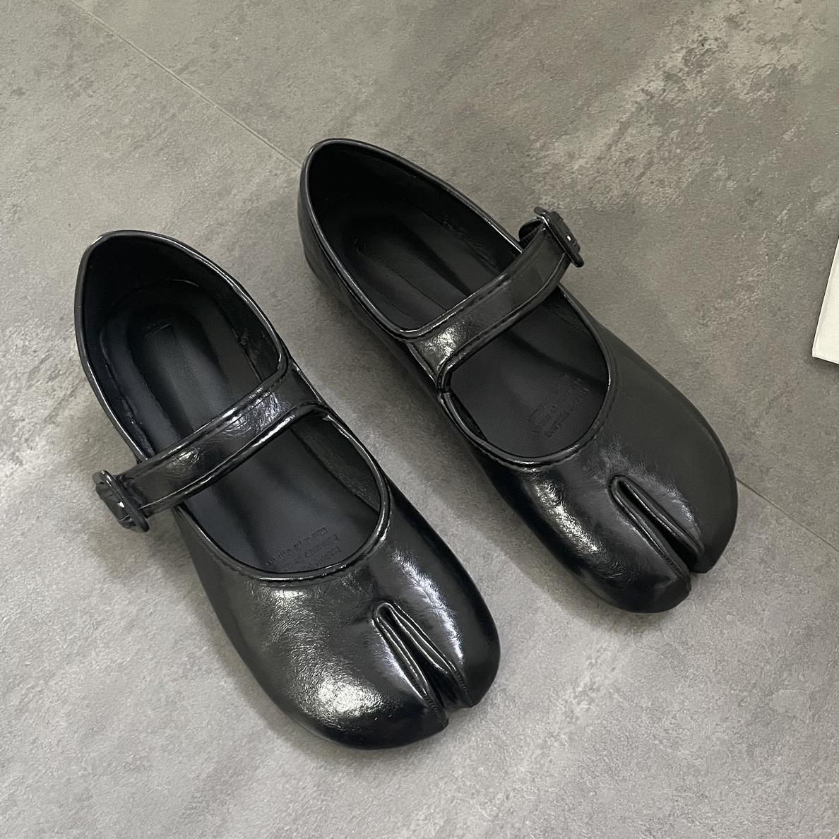 

Женские сандалии с разрезным носком, балетки Мэри Джейн, женские туфли-лодочки Bele Tabi, женские туфли в стиле ретро, винтажные, для девушек, повседневные, новинки, однотонные, ниндзя-туфли 37 чёрный