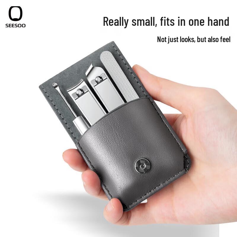 Qisu Nail Clipper & Manicure Set