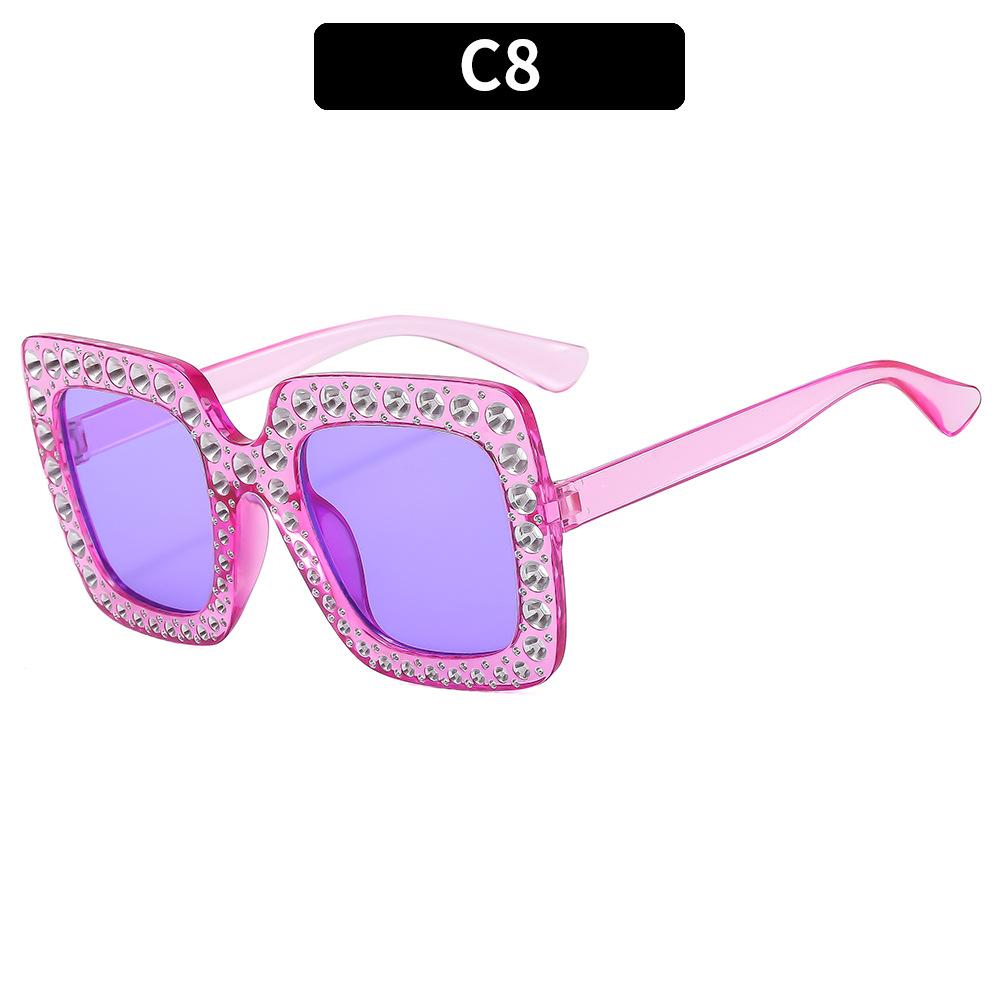 New Crystal Oversized Sunglasses for Female Rhinestone Square Diamond Sun Spectacles Retro Big Frames Sparkling Spectacles