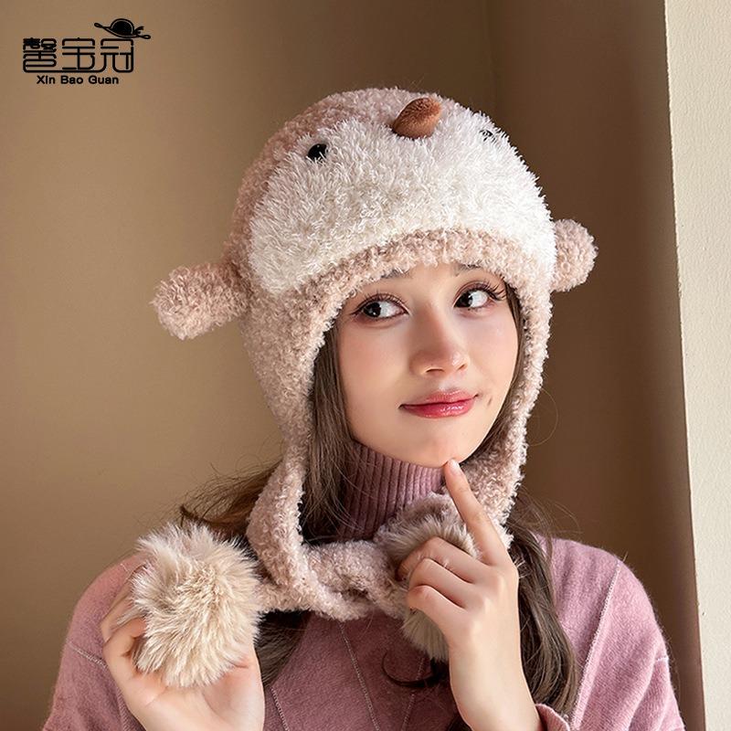Winter cartoon penguin hat women's outdoor warm ear protection knitted wool hat versatile face small pullover hat