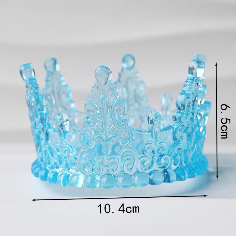 Královský krajkový a perlový dort - design královny čelenky pro svatby a narozeniny