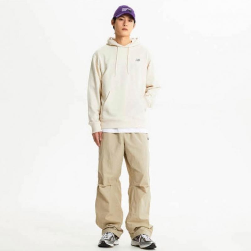 New Balance Half Club  Uni Small Logo Hoodie Semi Overfit Nbn0e2s071 35 Hoodie