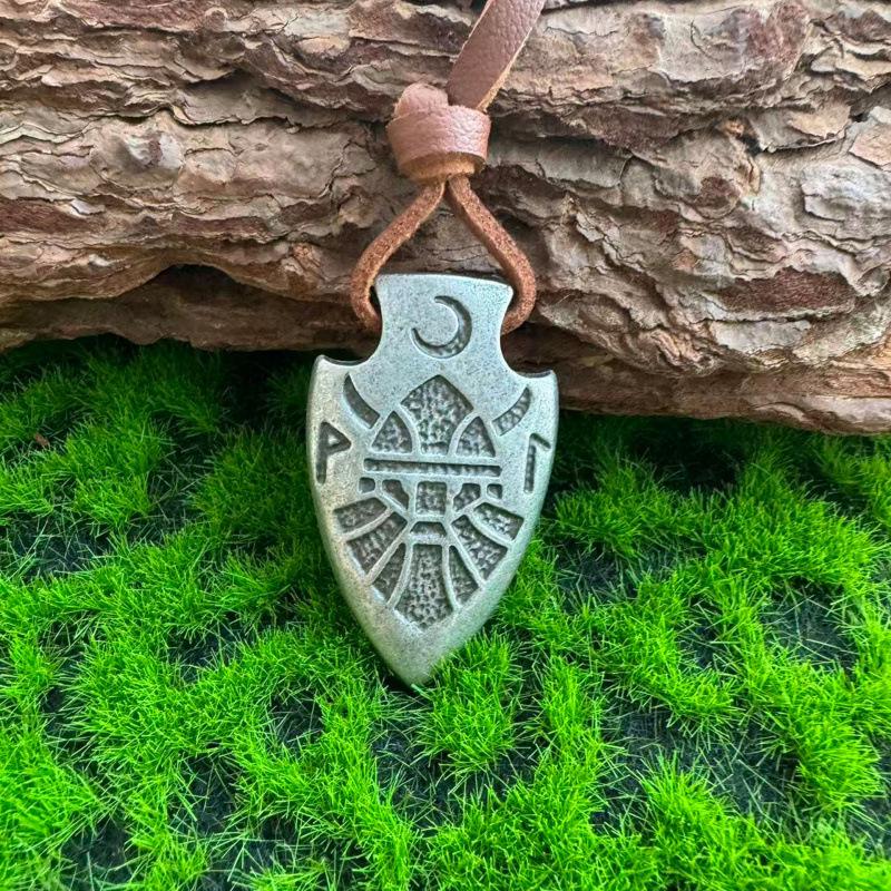 European Viking Rune Arrow Pendant Necklace - Trendy Retro Fashion Party Accessory