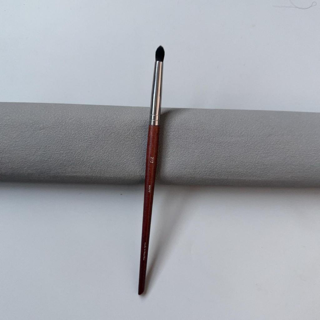 Kompletní sada štětců na make-up řady MF: Pudr, Tvářenka, Make-up, Rozjasňovač, Oční stíny, Oční linky, Rty, Štětce na obočí.