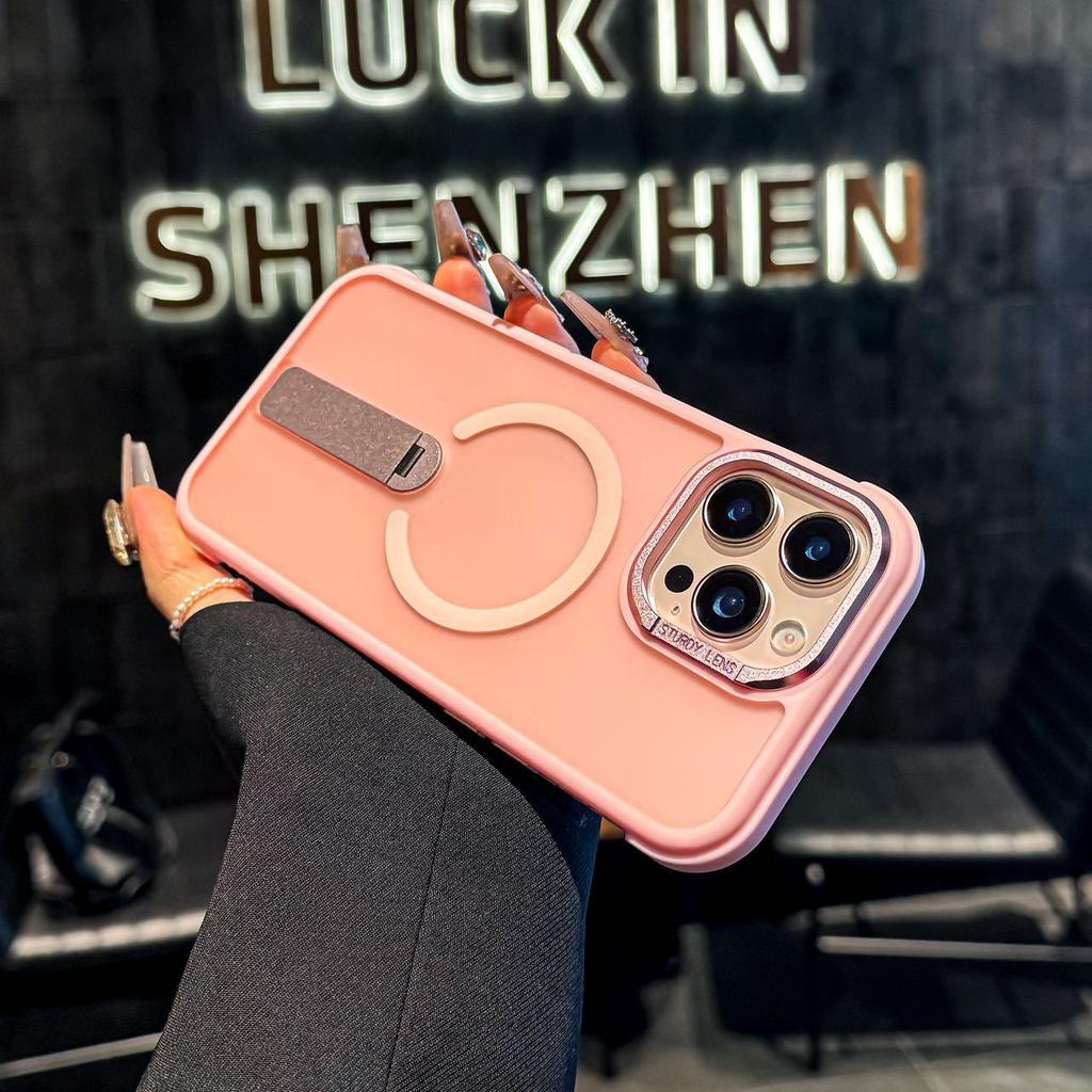 The new skin-sensitive magnetic suction bracket mobile phone case is suitable for Apple 16Promax hidden bracket with magnetic attraction 13/14.