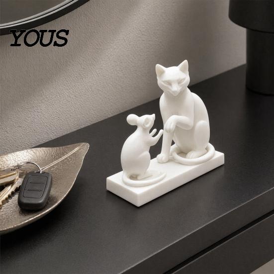 Resistant Decoration 3D Printed Modern Cat & Mouse Sculpture, Minimalist Animal Interaction Desk Decor, Matte Art Room Collectible