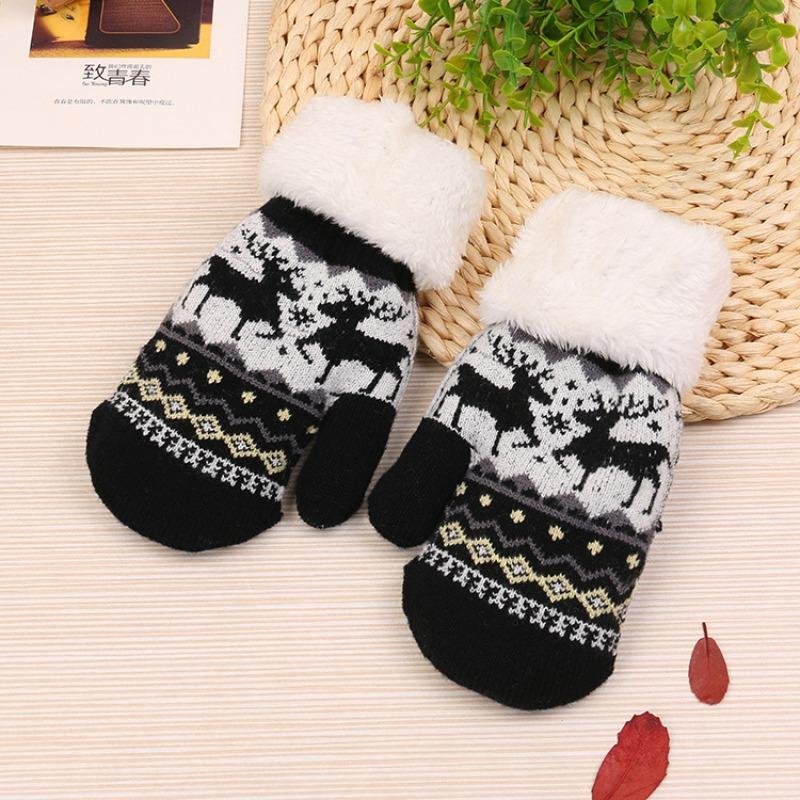 New Children's Children's Warm Gloves Autumn and Winter Piled Thickened Bag Deer Knitted Wool Finger Christmas Gloves