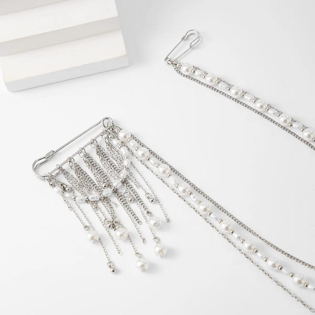 Personalized Chic Style Imitation Pearl Chain Tassel Brooches for Women Fashion Light Luxury Pearl Bead Brooch Suit Pin Accessor