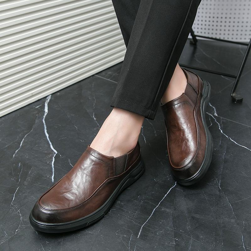 

Dress foot cover men s British style business casual round head leather shoes low-top one-pedal lazy hairstylist trendy shoes 38