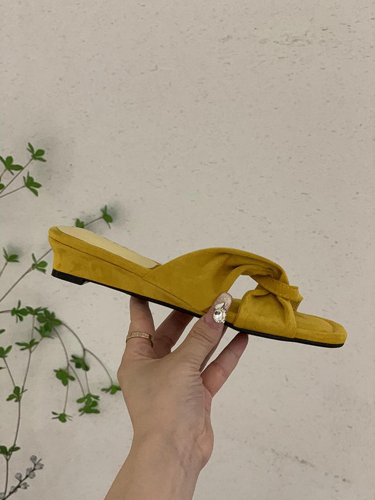 MUKEKe Slope Heel Temperament French Small Cool Slippers Fairy Shoes Outside Wear 2025 Summer with Skirt Retro