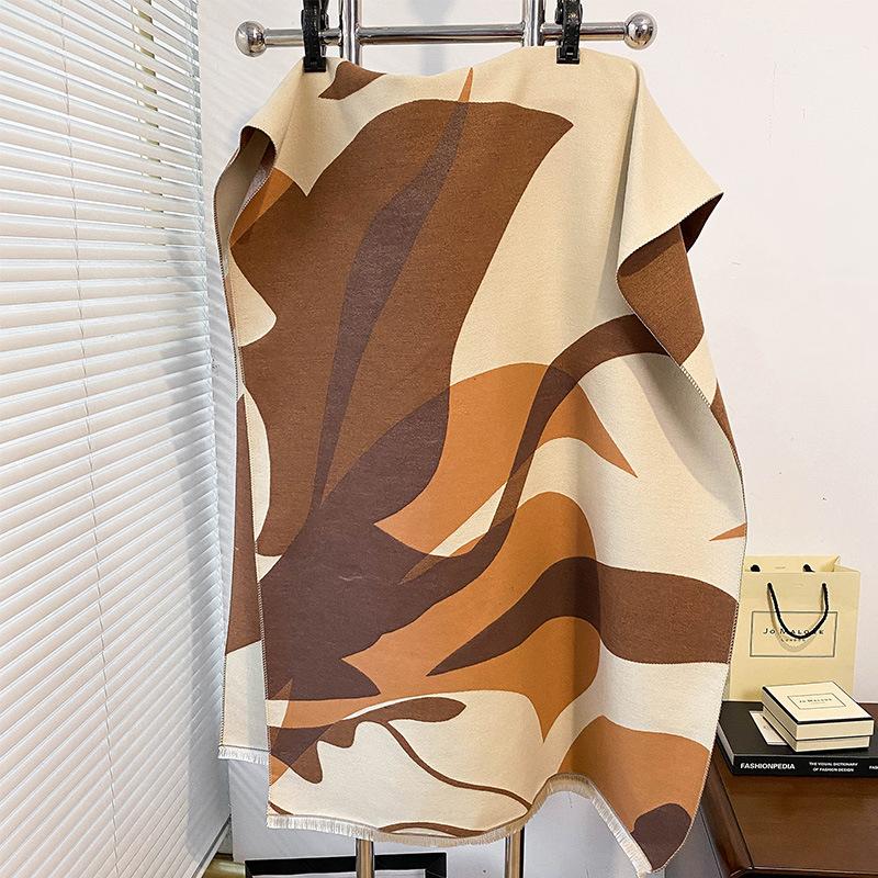 Fashion Versatile Tassel Thickened Scarf With Loose Shawl High-End Cape Women