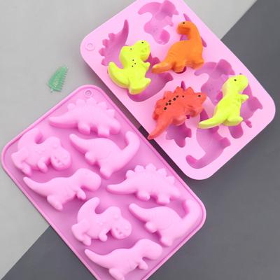Yousheng Dinosaurierform Silikon Eisform Flexible Eiswürfelbereiter für Halloween Party Getränke 8 Mulden Silikon Eiswürfelform Lustige Eis am Stiel Formen für Schokolade