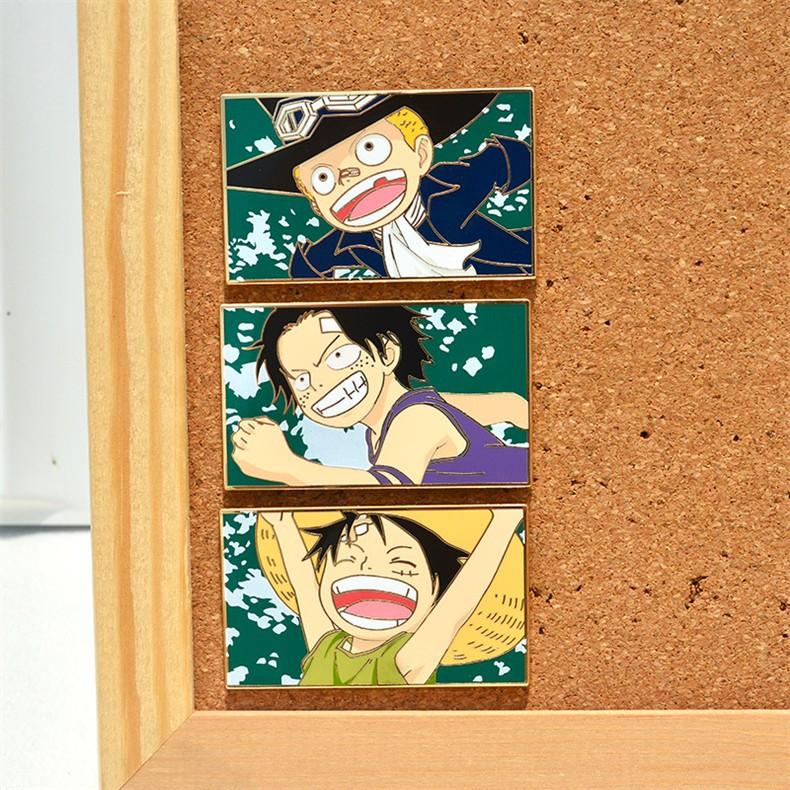 Anime One Piece Enamel Pin Monkey D Luffy And Roronoa Zoro Cartoon Brooches Men Women's Backpack Briefcase Lapel Badges