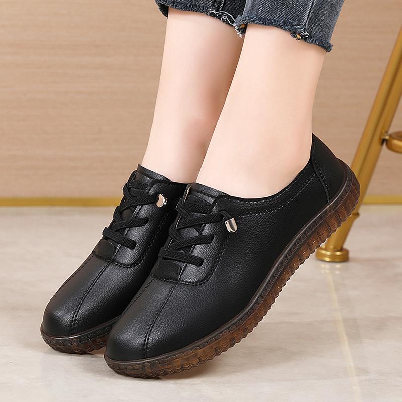 Fashion Women Ladeis Mother Female Genuine Leather Flats Loafers White Shoes Soft Non Slip Vulcanized Shoes Size 35-42 Soft Soled Flats
