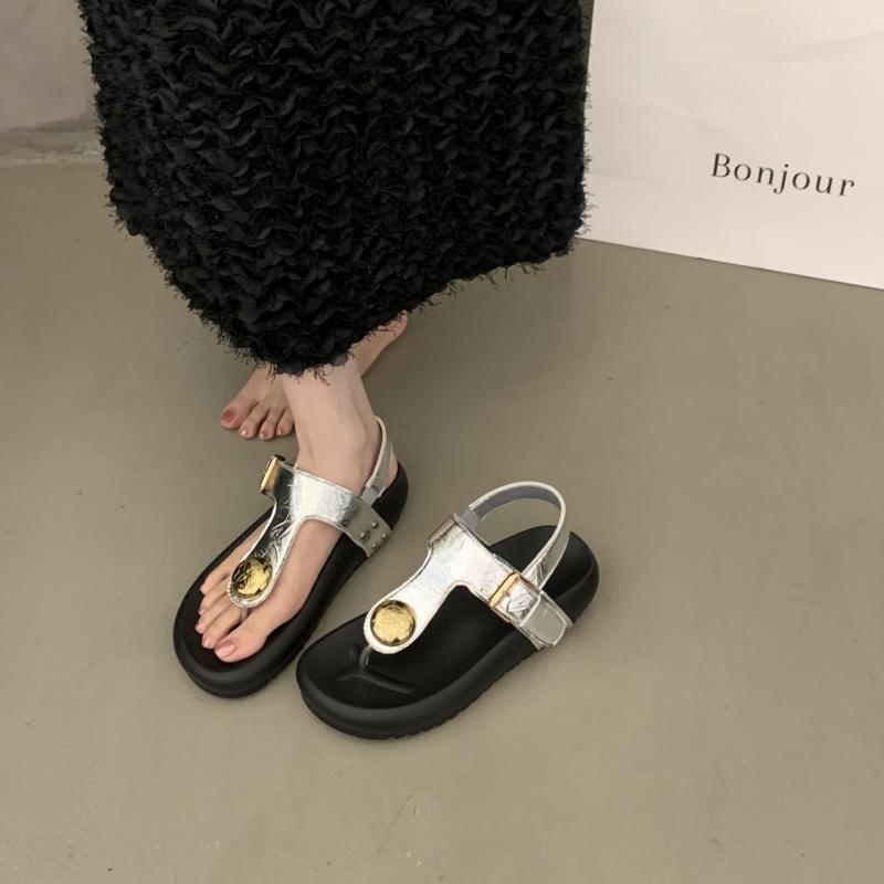 Thick-soled heightening flip-flops sandals women's new summer skirt toe beach sandals