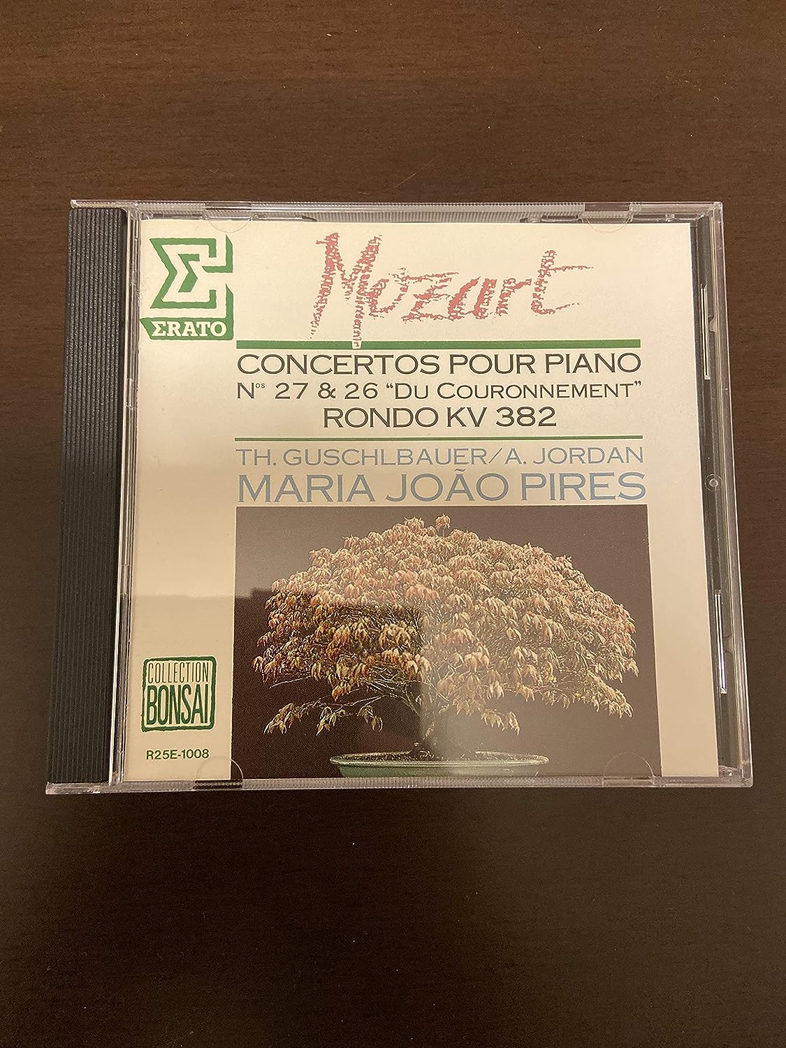 

CD MOZART - Concertos Pour Piano No.26 & No.27 R25E1008 Japan Classical Used
