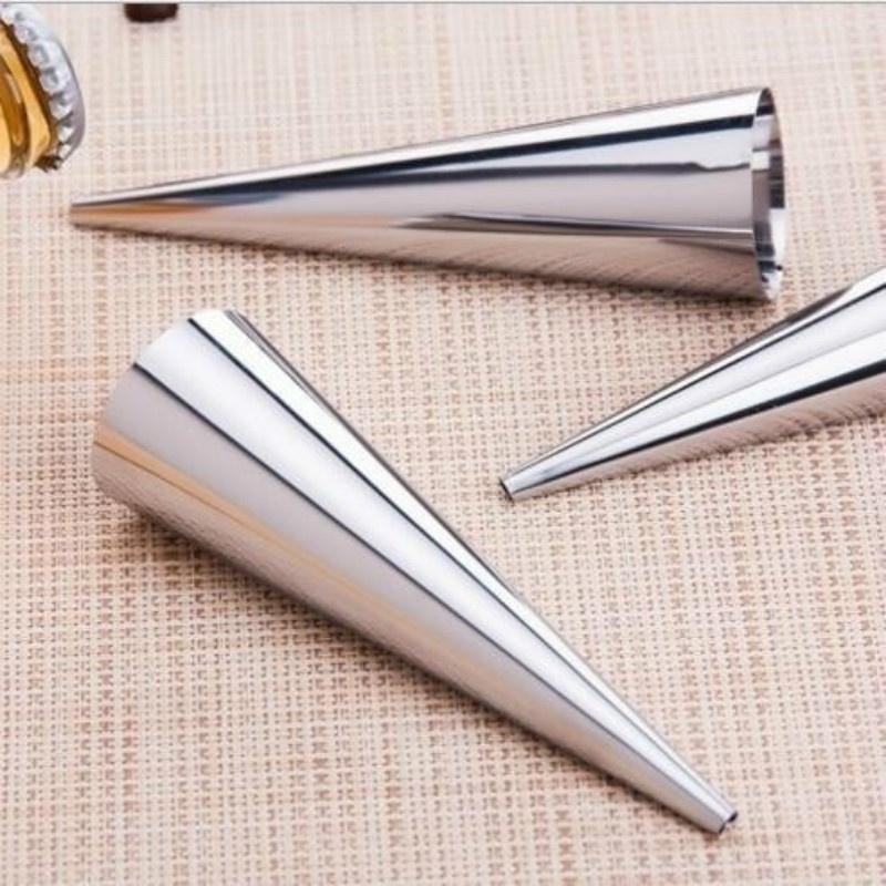 6 ცალი უჟანგავი ფოლადის კონუსის ფორმის სპირალური კრუასანის დანიური წვეტიანი ლითონის სპირალური საცხობი ხელსაწყო კრუასანების რულეტის პურის დასამზადებლად (ფერი: ვერცხლი)