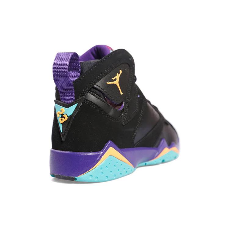 Jordan 7 Retro Lola Bunny GS 705417-029