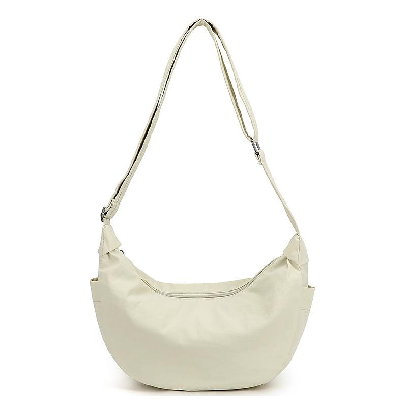 

New bag messenger bag women s high-end sense simple versatile shoulder bag trendy light large capacity fashion dumpling bag