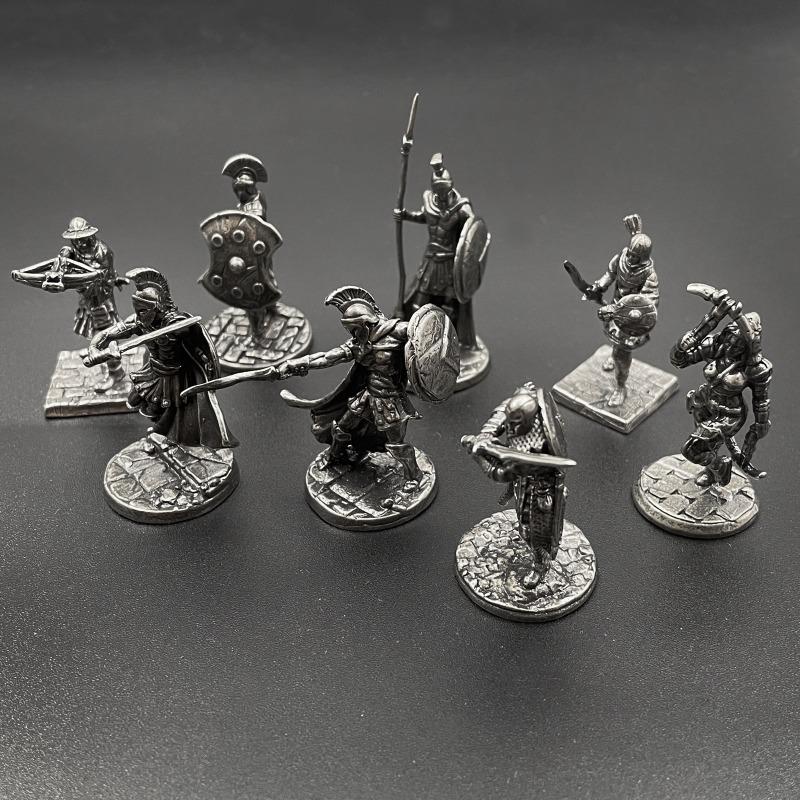 1PC Ancient Rome Soliders Figurines Miniatures Vintage Metal Soldiers Model Statue Desktop Ornament Gift
