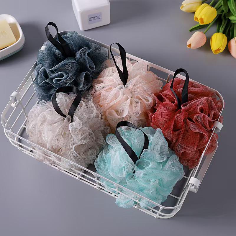 Gradient Two-Color Bath Ball: Large, Durable, Non-Dispersing Back Scrubber for Colorful Bubble Baths
