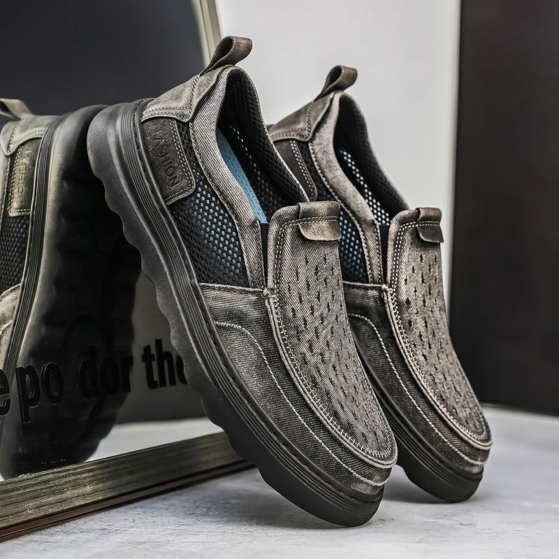 Men 's Casual Four Seasons Fashion Skateboarding Students Comfortable Sneakers Boys Trending Soft Sole Breathable Shoes