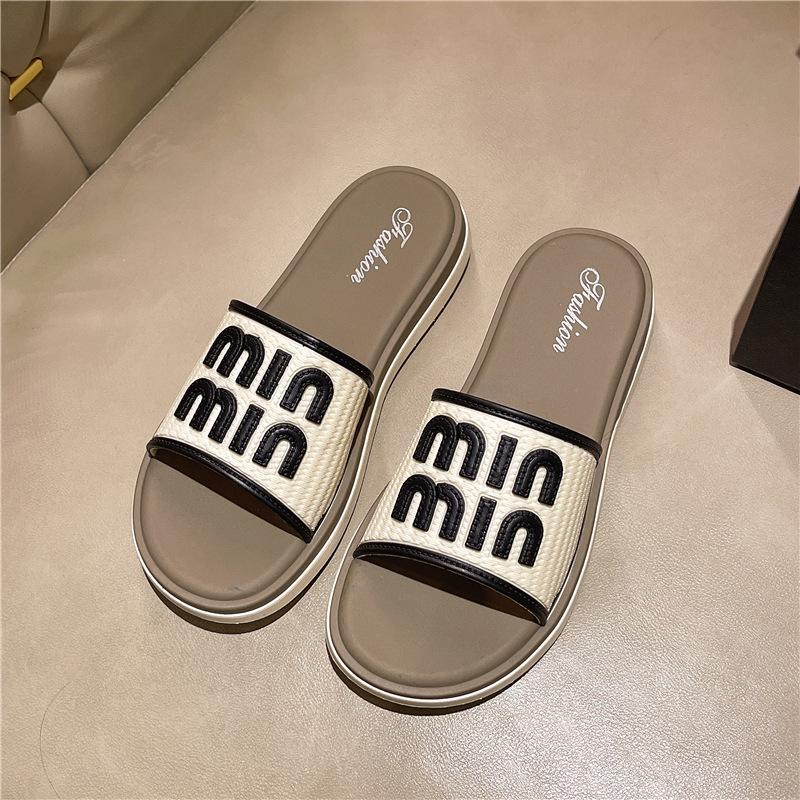 

Slippers women s summer out new fashion beach one-word mop versatile indoor non-slip cool slippers 36-37 (one size smaller)