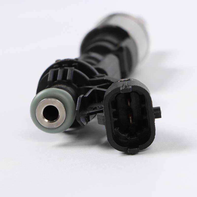 Fuel Injector For Ford Fiesta C-MAX Focus Galaxy Fusion Escape 1.6 ST Volvo 0261500155 CJ5G-9F593-AA CJ5G-9F593-AB Engine Parts