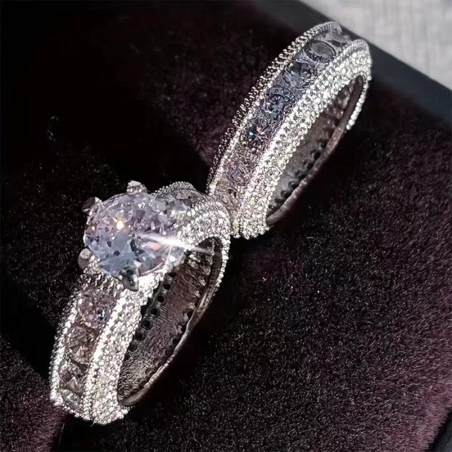 Couple Wedding Ring Set - Two-piece Ring Finger Ring Shining Brightly