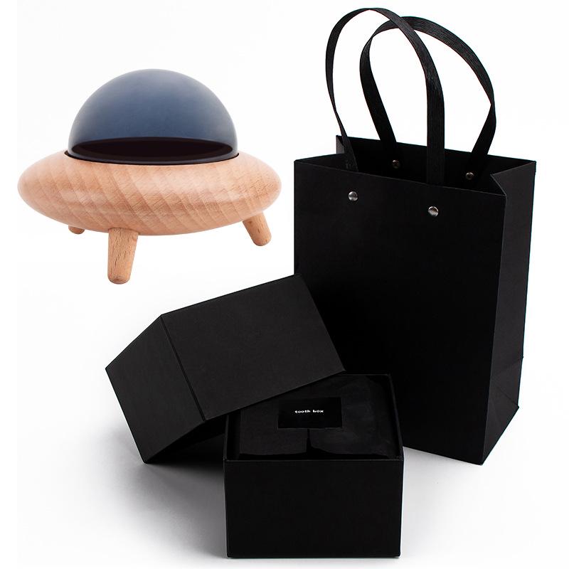 

Деревянная шкатулка для хранения молочных зубов в виде космического корабля для взрослых