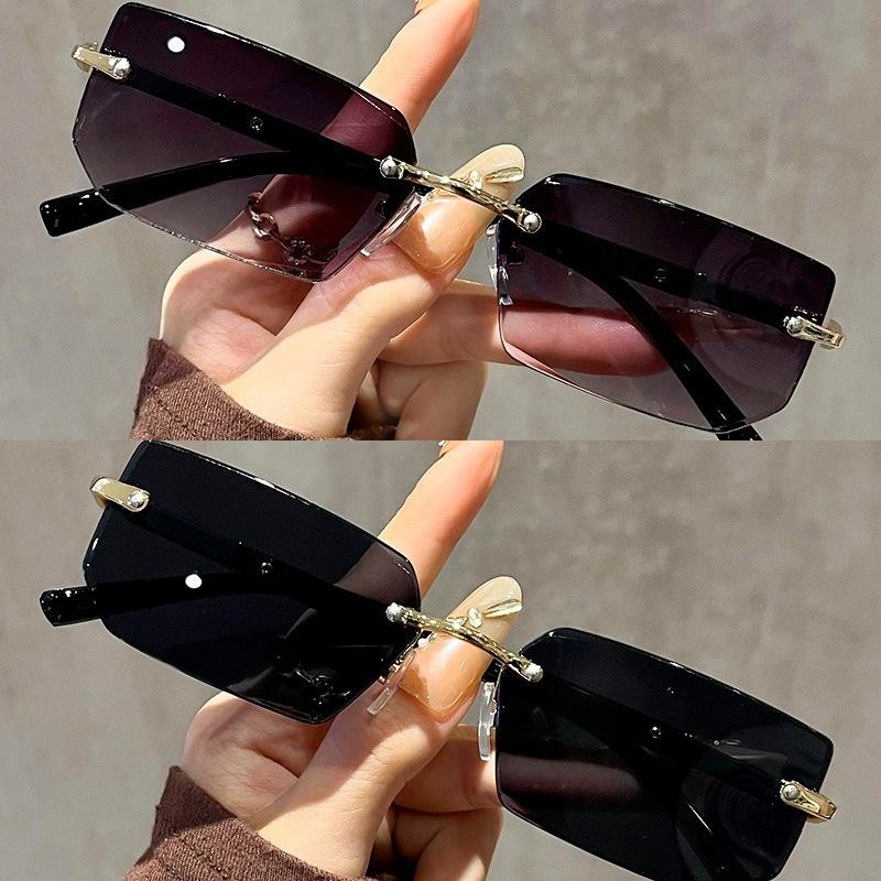 

2 ШТ Женские Модные Солнцезащитные Очки с Градиентным Цветом в Корейском Стиле, Очки с Эффектом Похудения Лица, Защита от УФ-лучей, Удобные, Спортивные