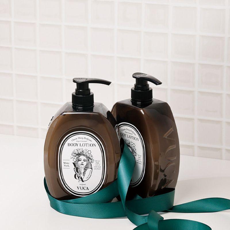 VUCA [Choose 1 of 3] VUCA Classic Deep Perfume Moisture Body Lotion 1050ml baby powder