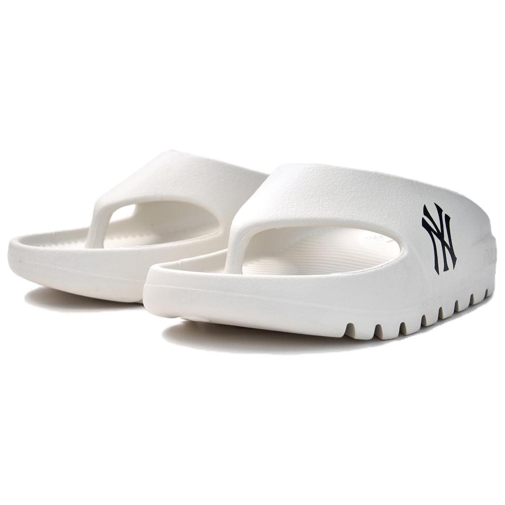 MLB New York Yankees Abrasion Resistant Slip Resistant Flip Flops Unisex White 3ALPS0253-50WHS