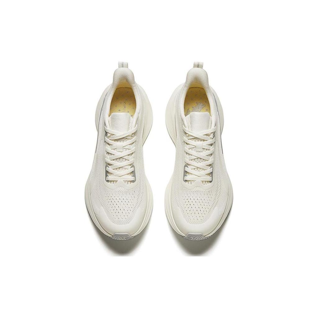 Anta Mesh Cushioning Breathable Lightweight Low top Running Shoes Men's Beige 912425506-1