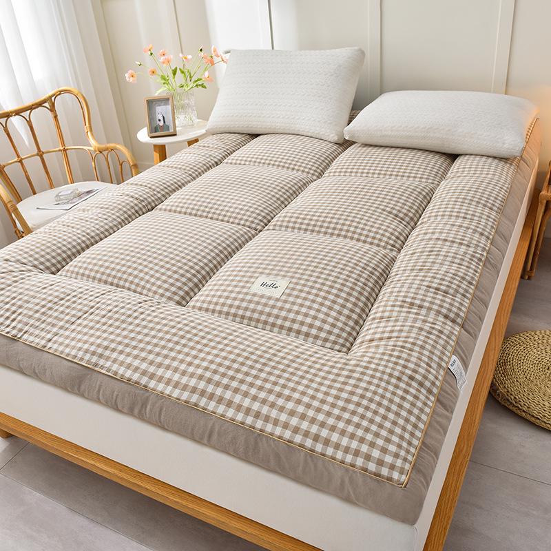 Feather Velvet Thickened Mattress Pad for Home, Bedroom, or Dormitory