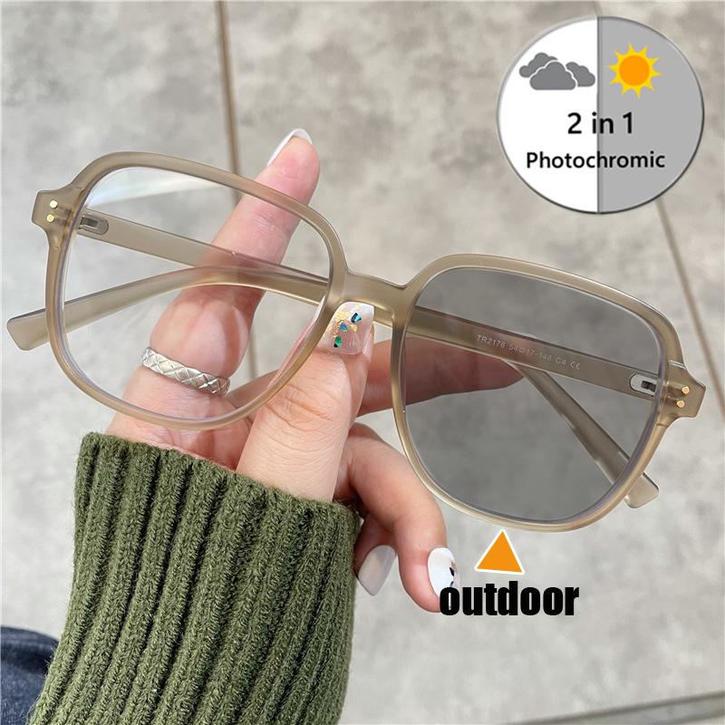 

New Photochromic Short-sighted Glasses for Women Unisex Color Changing Sun Glasses Fashion Blue Light Blocking Myopia Eyeglasses