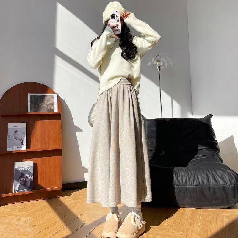 Women's High-Waisted Gray Knit Midi Skirt with Letter Print, Plus Size - 2025 Autumn/Winter Collection