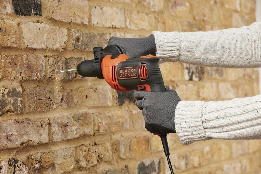 Ударная дрель Black & Decker BEH710-QS