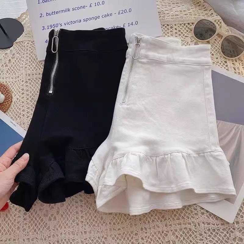 Women's 2024 Summer White Ruffled Wide-Leg High-Waist Zipper Design Casual Shorts