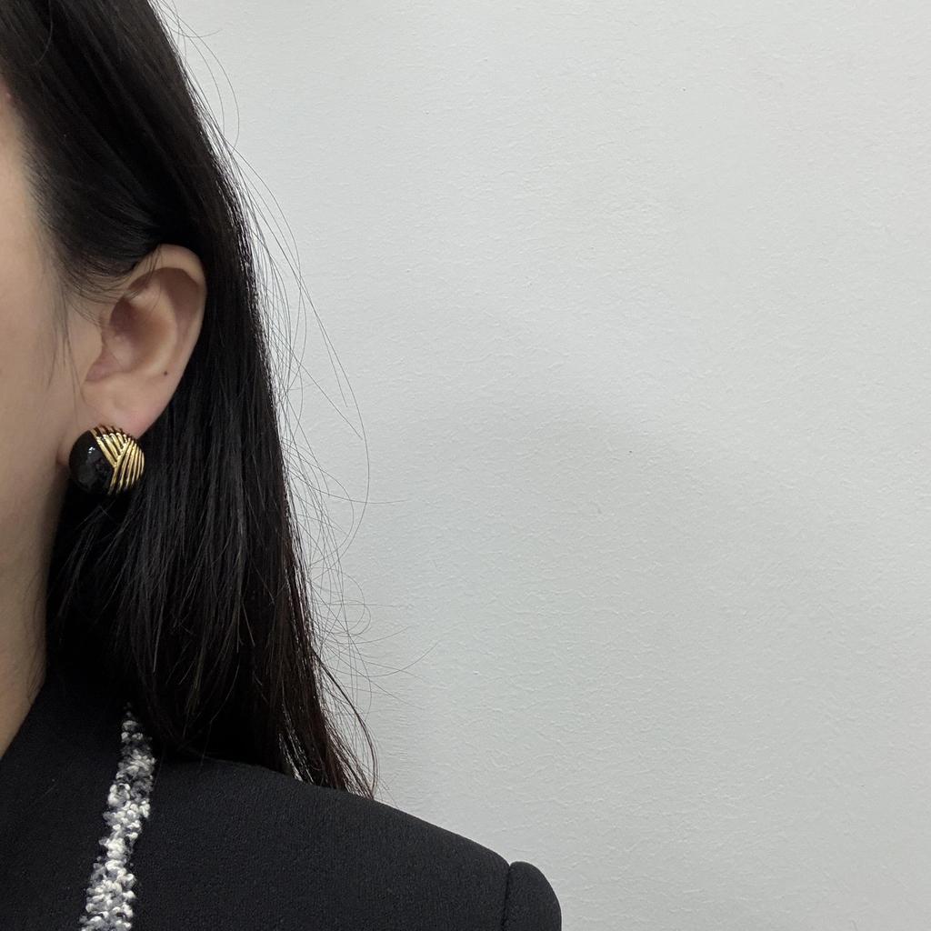 Premium Gilt Stud Earrings Retro Brushed Metal Ball Earrings Niche Exquisite Design French Earrings Women