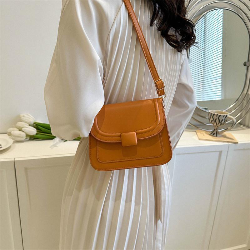 Stylish And Trendy Square Shoulder Bag For Women 2023 Summer Fashion Casual Crossbody Bag
