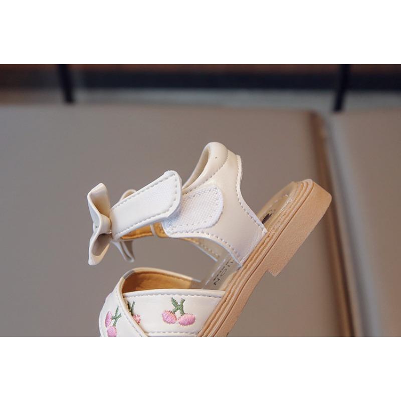Fashion Embroidered Soft Sole Princess Sandals For Kids Girls Summer Beach Shoes