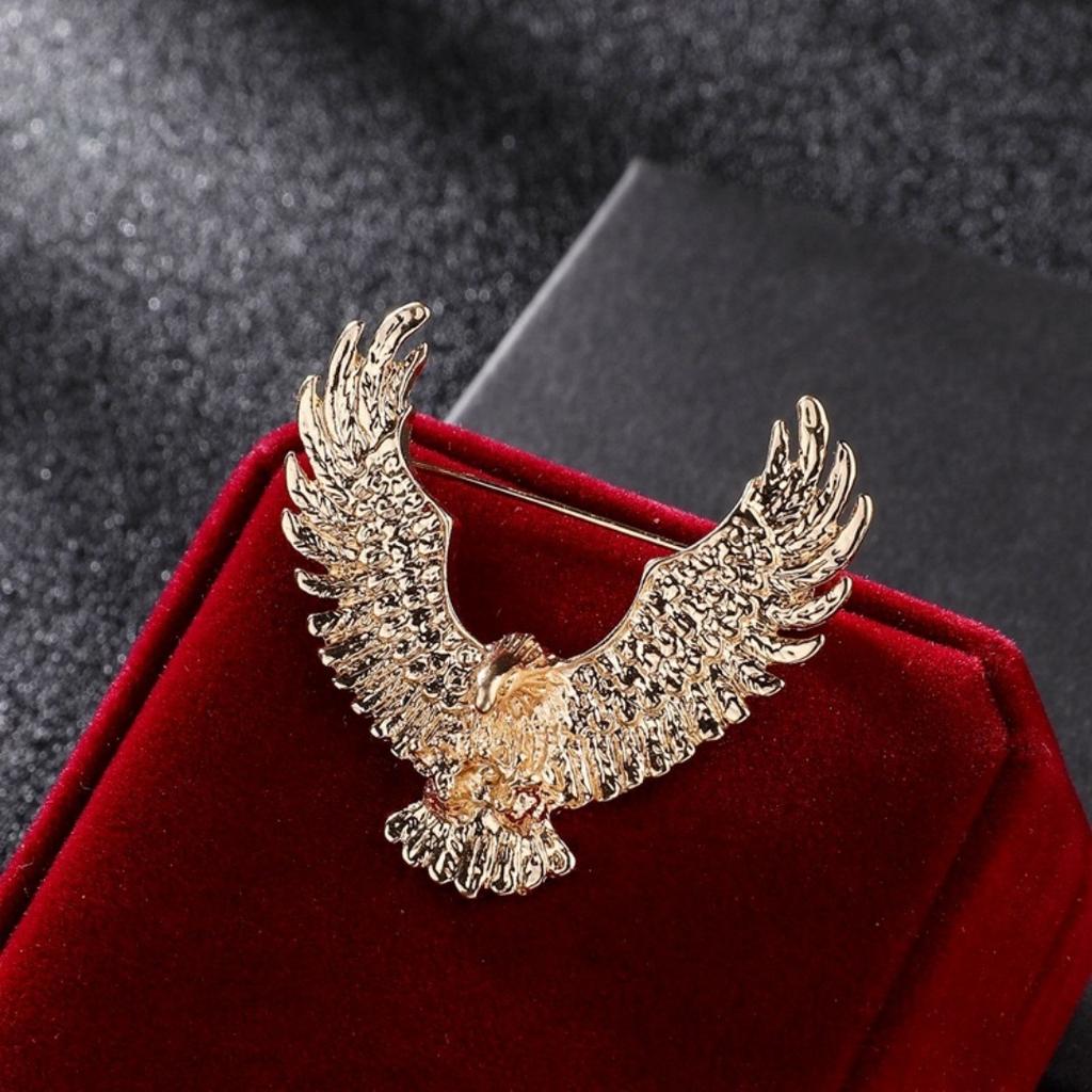 Reclaimed eagle brooch, personalized creative metal badge, accessory, collar badge, medal, suit pin, decoration item