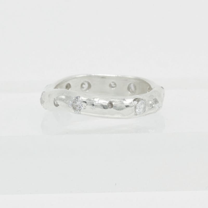 Studio Curve Wave Stone Ring