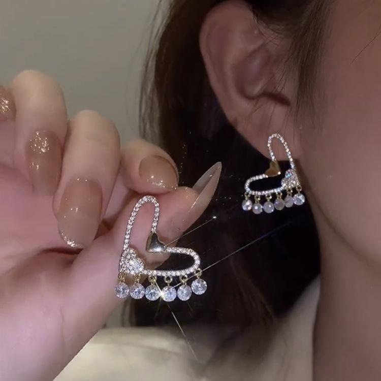 2022New Flower Tassel Shiny Long Earring Temperament Exquisite Elegant Trend Fashion Stud Earrings Wedding Birthday Gift