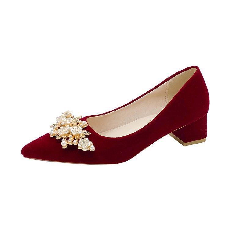 

Нишевые свадебные туфли на толстом каблуке, туфли невесты, платье Сюхэ для китайской свадьбы, новые модели 2024 года, не утомляют ноги, красные китайские свадебные туфли на высоком каблуке 34