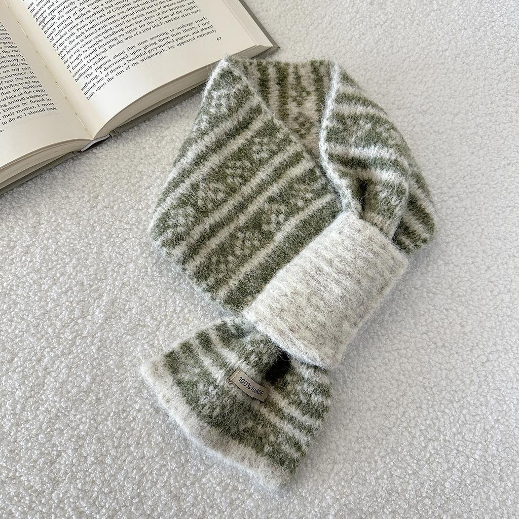 Vintage Small Scarf Skin Friendly Knitted Scarf Versatile and Thick Scarf