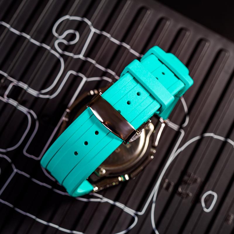 Casio Custom Collection Quarzwerk Kautschukarmband Uhr Unisex Weißes Zifferblatt GA-2100-7A7(Watch8--)