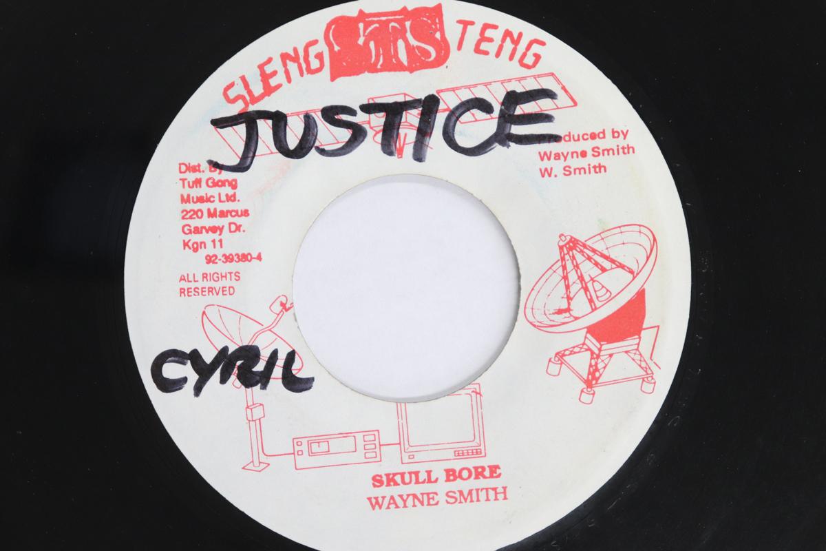 

7inch Record WAYNE SMITH Skull Bore NONE SLENG TENG Jamaica Reggae Ska Dub Used